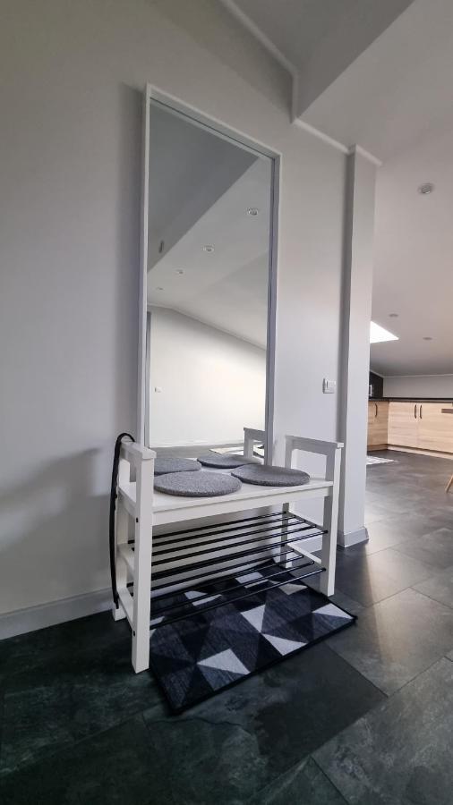 Apartamento Mansarda Kamianets-Podilskyi Exterior foto
