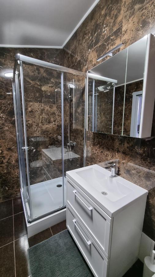 Apartamento Mansarda Kamianets-Podilskyi Exterior foto